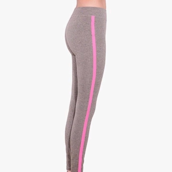 Sundry • Side Contrast Yoga Pant Size 1 - Picture 1 of 3